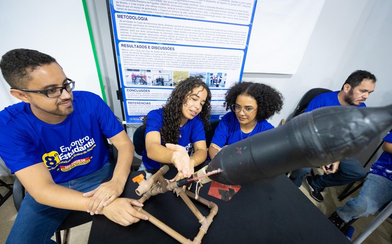 Segundo dia do Encontro Estudantil 2025 celebra o lado cientista e engajador dos estudantes