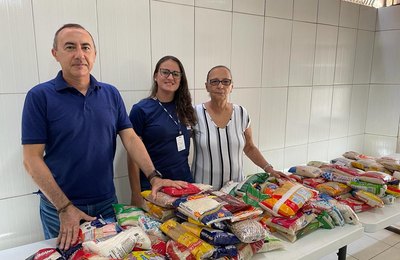 Alimentos arrecadados pela “Van Gogh Live 8K” começam a ser distribuídos em Maceió