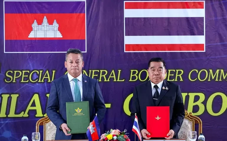 Tailândia acusa Camboja de romper acordo de paz com 250 drones