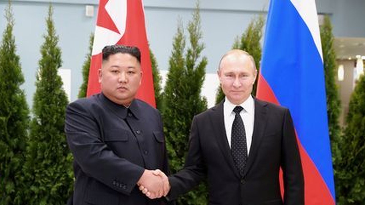 Putin deve receber Kim Jong-un na Rússia para discutir fornecimento de armas, dizem autoridades americanas