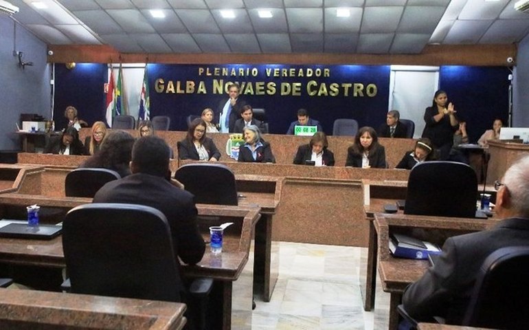 Vereadores de Maceió pedem suspensão de licenças da Braskem