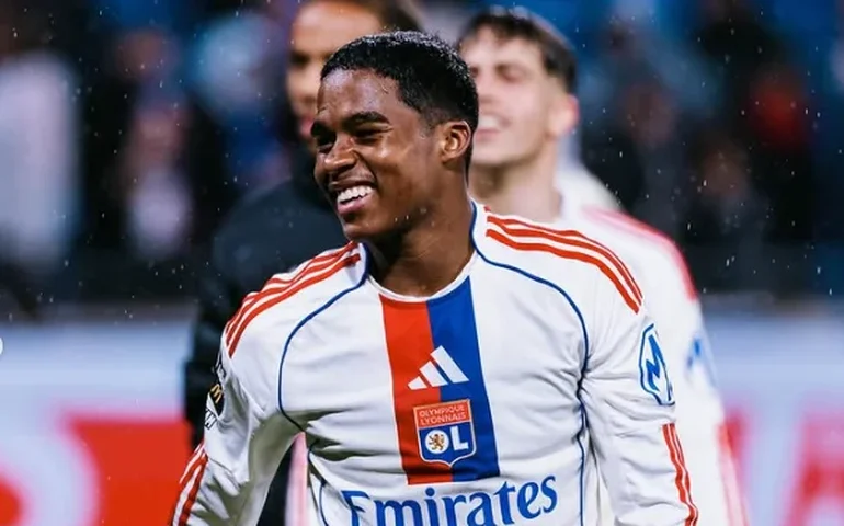 Portal espanhol aponta interesse do Arsenal em Endrick