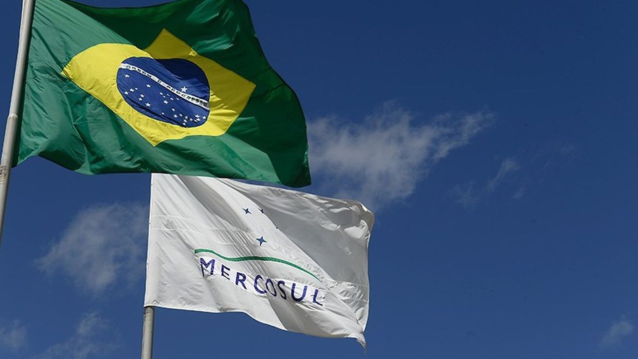 Governo negocia com sócios do Mercosul para tornar permanente redução de tarifa