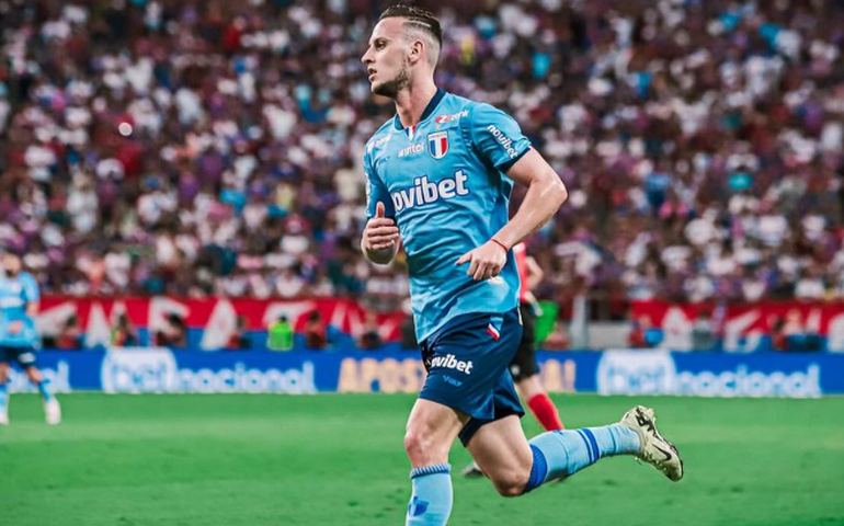 Brasileirão: Fortaleza vence e sobe para vice-liderança do campeonato