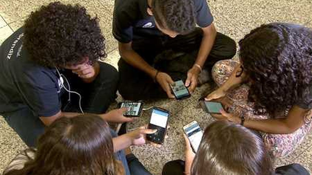Império dos fãs cria mecanismo de sucesso na geração Digital