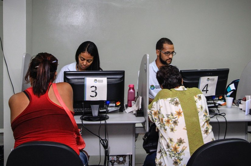Sine Maceió disponibiliza vagas de emprego
