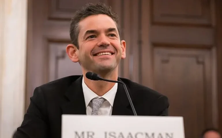 Senado dos EUA confirma Jared Isaacman como diretor da Nasa em meio a cortes