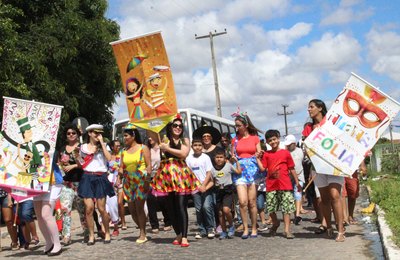 Espaço Trate promove socialização das crianças autistas em festa de rua em Arapiraca