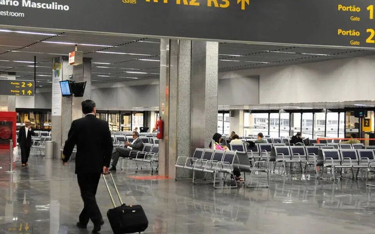 Anac autoriza reajuste de até 7,5% nas tarifas aeroportuárias do Galeão
