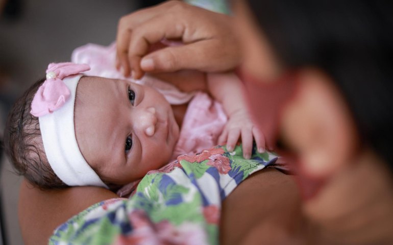 Em live, Fabiana Pessoa apresenta resultados das Políticas Públicas voltadas à 1° infância em AL