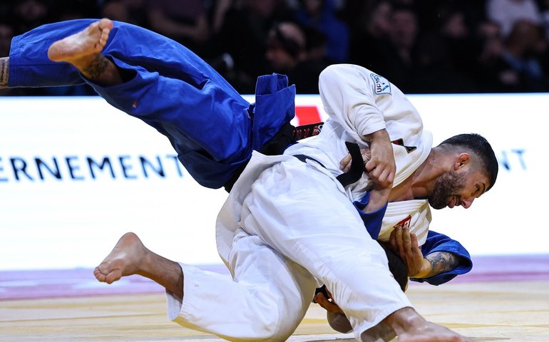 Judoca Daniel Cargnin fatura medalha de prata no Grand Slam de Paris