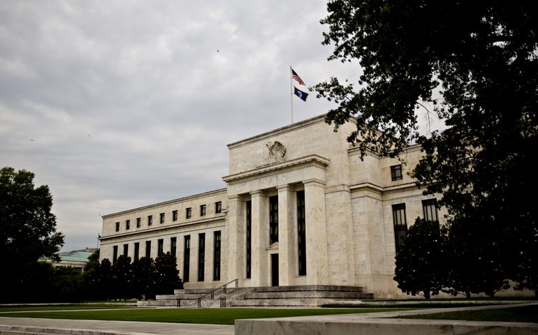 Muitos dirigentes do Fed dizem que ganho de emprego pode estar exagerado no payroll, aponta ata