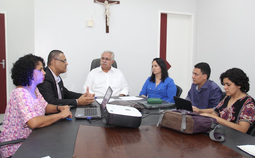 Rogério garante parceria para o fortalecimento do campus da Ufal em Arapiraca