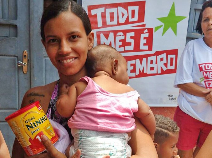 Fiea entrega latas de leite arrecadadas durante a décima edição Sempex