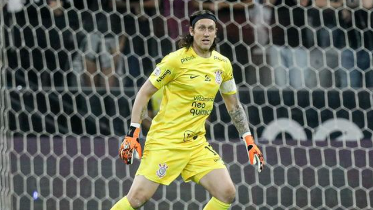 Cássio demonstra desgaste emocional e não garante permanência no Corinthians em 2024