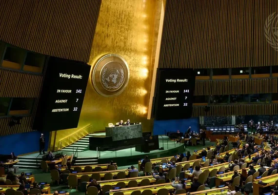Assembleia Geral da ONU aprova resolução que revive candidatura da Palestina à organização