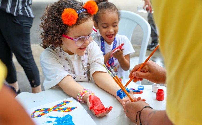 Campanha em Maceió reforça importância dos direitos das crianças e adolescentes