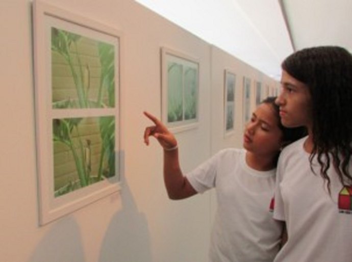 Meninas do Lar São Domingos visitam complexo cultural