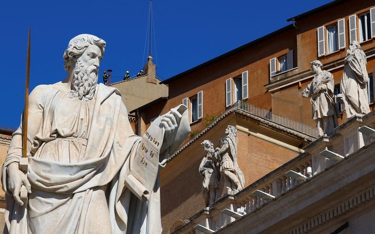 Conclave para eleger novo papa começa na madrugada desta quarta-feira