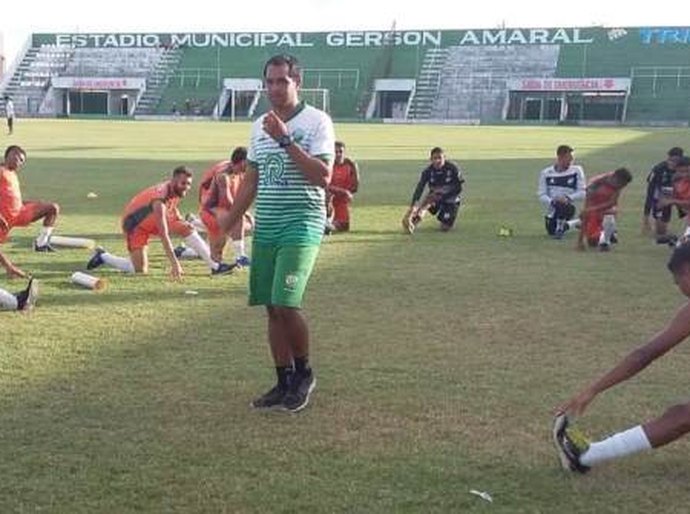 Preparador físico do Coruripe deixa o clube; diretoria ainda não tem substituto