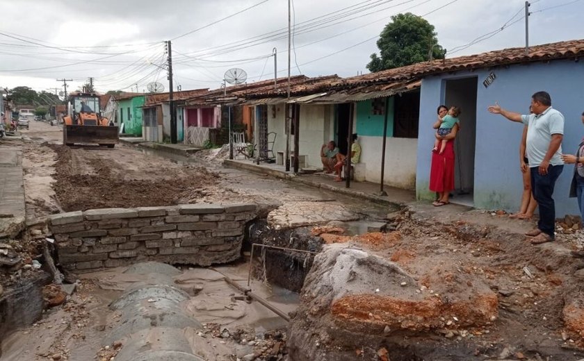 Prefeitura de Penedo atua de forma imediata em relação aos danos causados pelas chuvas