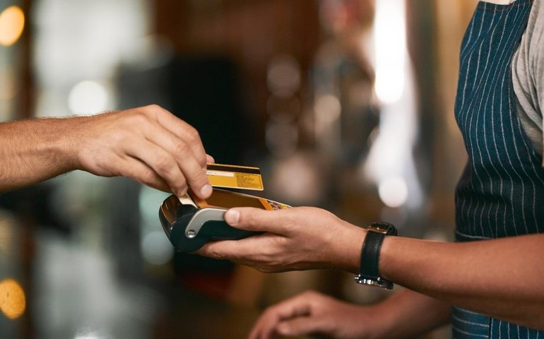 Endividamento de famílias bate recorde, diz CNC