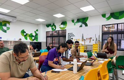 Professores do Sesi participam de formação para fortalecer pesquisa científica nas escolas