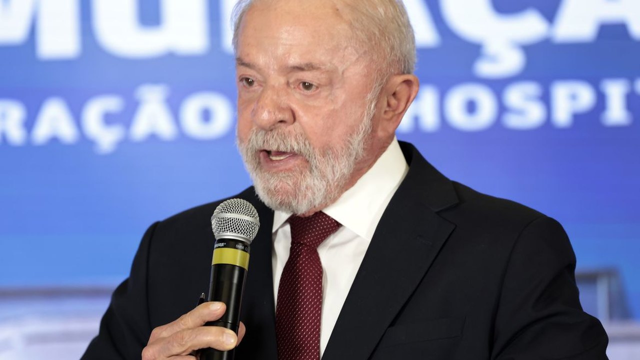 A pedido de Lula, ministro da Defesa irá à Venezuela na próxima semana