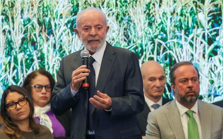 Governo oferecerá gás de cozinha para 20 milhões de famílias