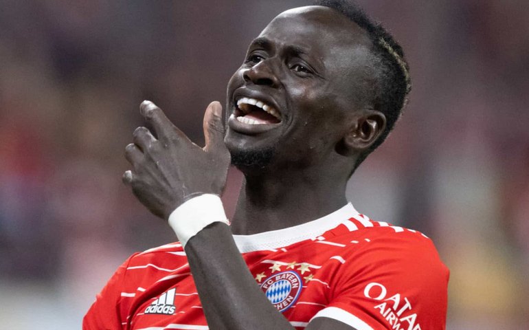 Na estreia de Mané, Bayern fatura primeiro título da temporada em jogo com 8 gols