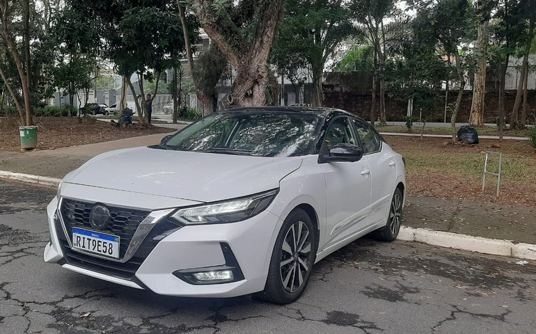 Nissan Sentra 2024 equilibra belo design com espaço e conforto