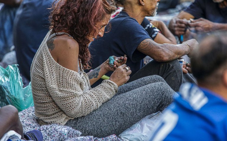 Um em cada cinco brasileiros já usou drogas ilícitas, aponta estudo