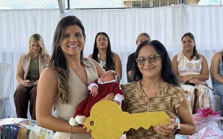 Prefeita Marcela Gomes acompanha abertura de eventos voltados para a Primeira Infância em Novo Lino