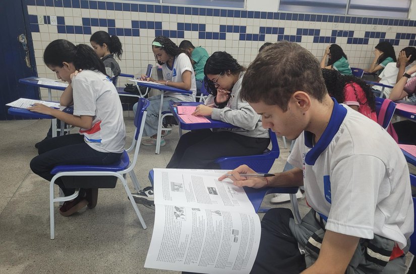 Mais de 12 mil estudantes da Rede Estadual fazem as provas da Olimpíada Brasileira de Física das Escolas Públicas
