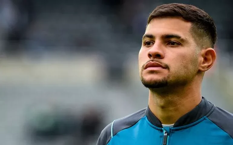 Bruno Guimarães marca, Newcastle faz 8 a 0 no Sheffield e engata 2ª vitória seguida no Inglês