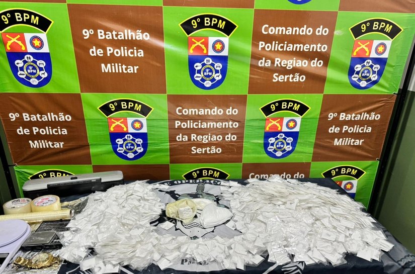 PM descobre drogas enterradas no Sertão e apreende arma de fogo em Porto Real do Colégio