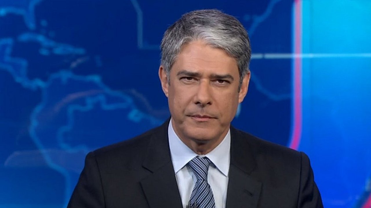 ‘A voz anda ruim’, diz William Bonner sobre ausência na bancada do ‘JN’