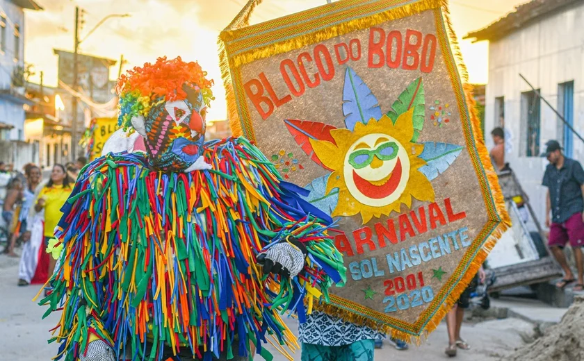 Sábado de Zé Pereira na Rua Sol Nascente