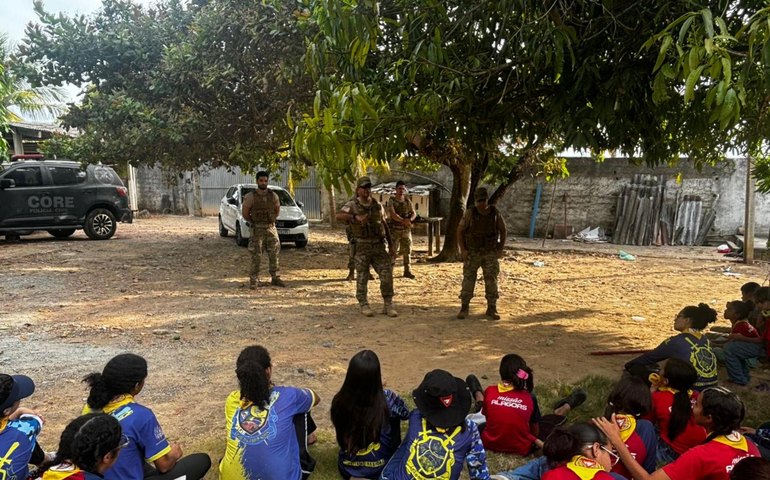 Polícia Civil realiza visita educativa ao acampamento dos Desbravadores Leão da Montanha