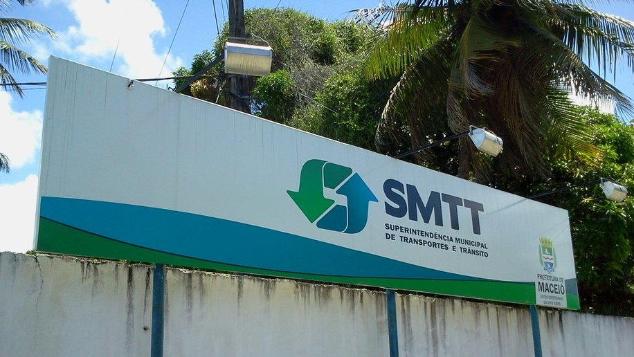 SMTT nomeia condutor infrator para julgar multas no órgão