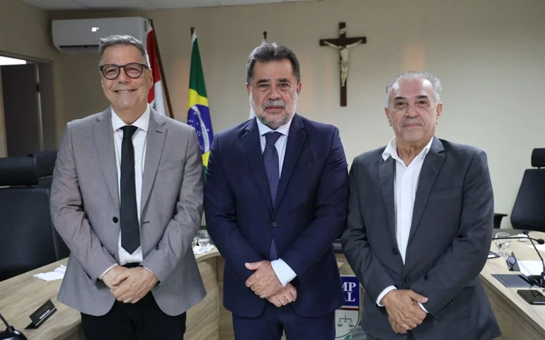 Eleição no MPAL: Lean Araújo, Maurício Pitta e Isaac Sandes formam a lista tríplice.