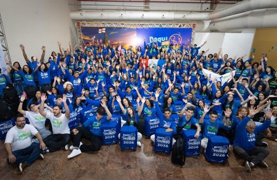 Governo de Alagoas realiza cerimônia de despedida dos 150 estudantes do programa Daqui pra o Mundo
