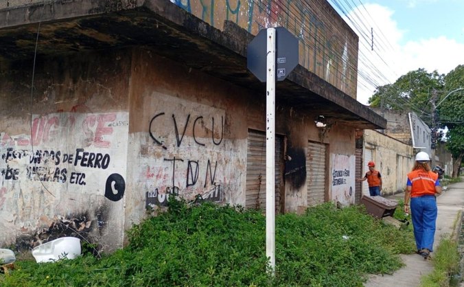 População pode denunciar imóveis abandonados com risco de colapso ligando para 199