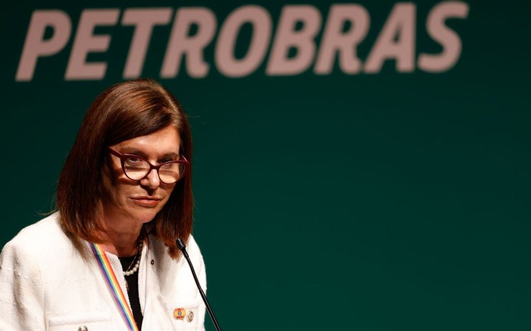 Petrobras reduz preço do diesel em R$ 0,17 a partir de 1º de abril