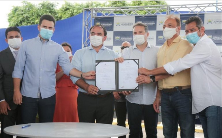 Deputado Galba Novaes prestigia os 74 anos de emancipação política de Junqueiro