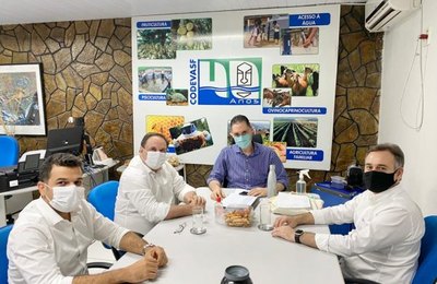Na Codevasf, prefeito Luciano Barbosa debate projetos de desenvolvimento para Arapiraca