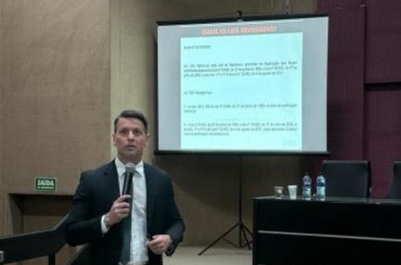Foi dado início ao curso Nova Lei de Licitação e Contratos Administrativos