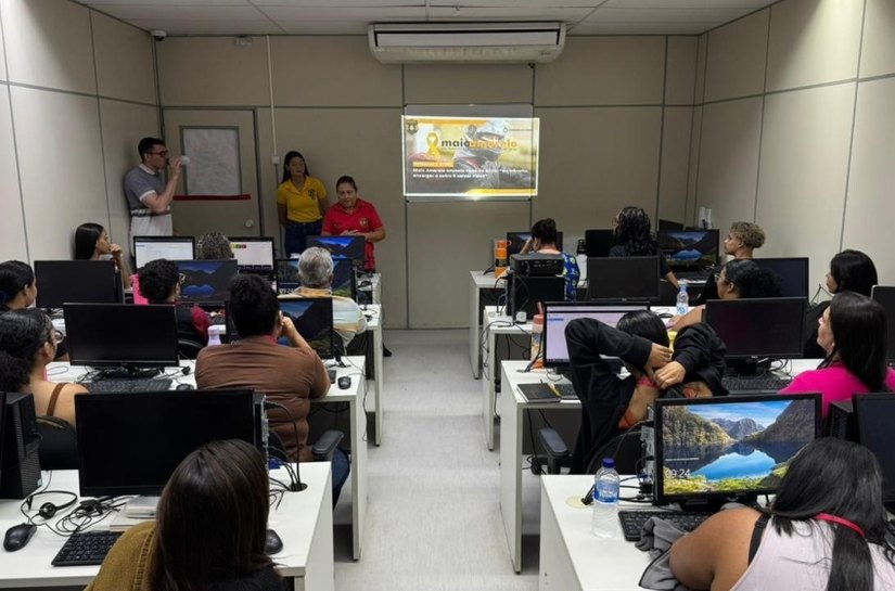 Profissionais de telemarketing recebem ação educativa do Maio Amarelo em Maceió