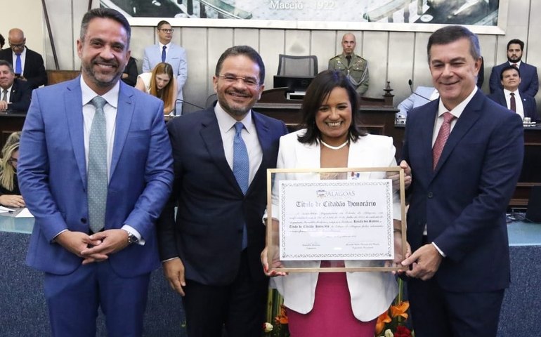 Secretária da Fazenda é agraciada com o título de cidadã honorária de Alagoas