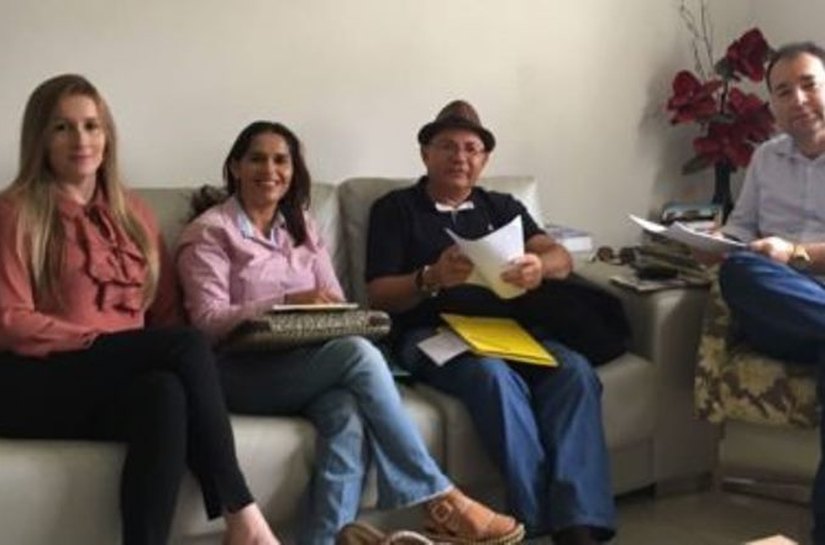 Prefeito de Igaci dribla crise ao elaborar PCC para servidores da Saúde